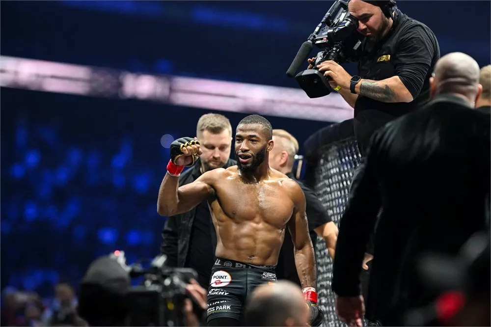 Hooker, nebo Parnasse? UFC elita tipuje, kdo ovládne Paříž