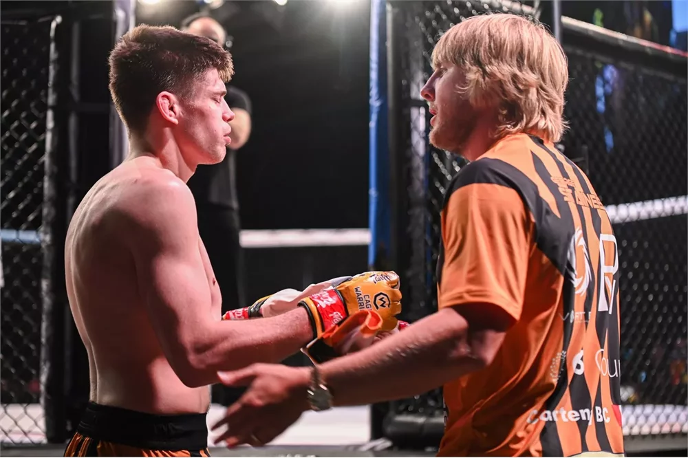 Neporažený veterán Oktagonu uchvátil šéfa UFC. Radostí skákal i Pimblett