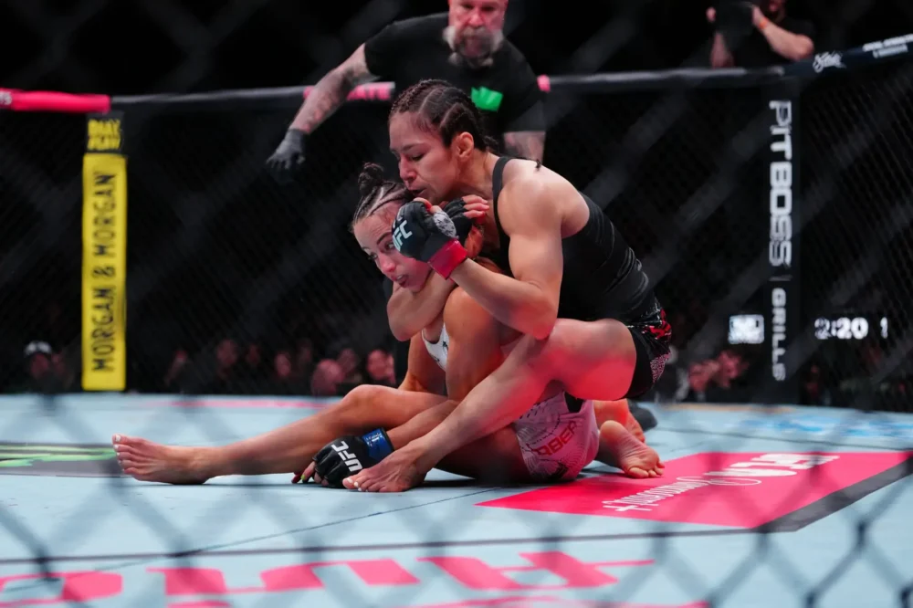 Alexa Grasso, Maycee Barber